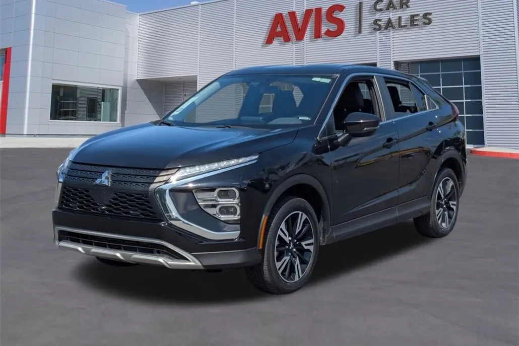 2024 Mitsubishi Eclipse Cross SE photo 1