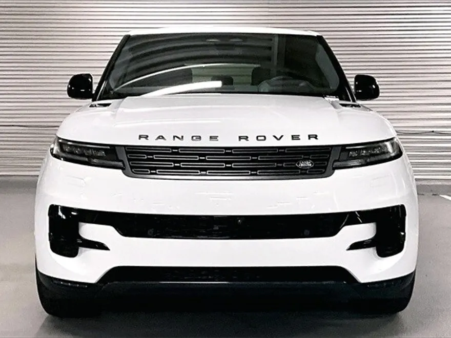 2025 Land Rover Range Rover Sport SE photo 1