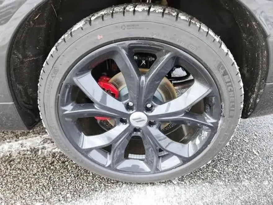 2024 Dodge Hornet R/T Plus photo 12