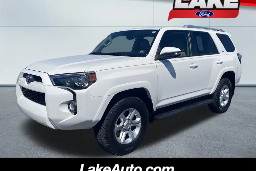 2018 Toyota 4Runner SR5 Premium photo 1