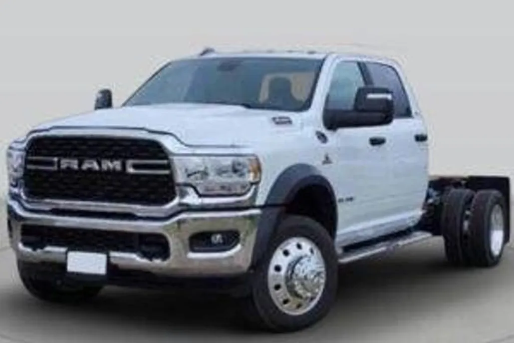 2025 Ram 5500 Tradesman photo 1