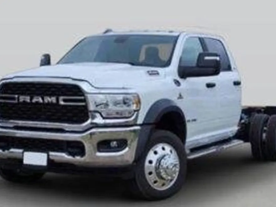 2025 Ram 5500 Tradesman photo 1