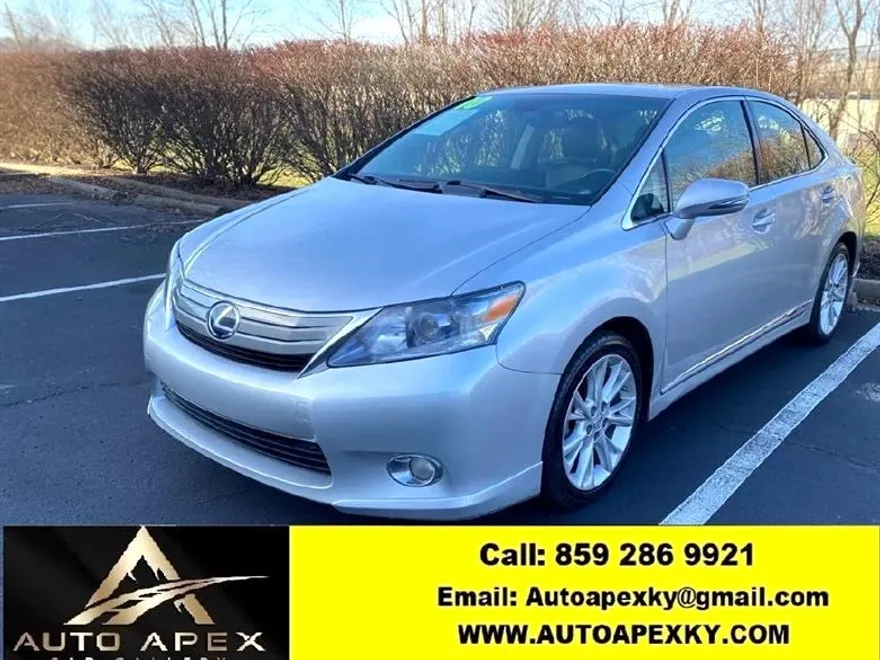 2010 Lexus HS 250h photo 1
