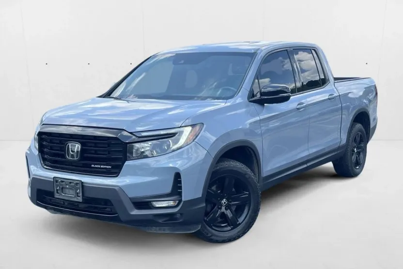 2023 Honda Ridgeline Black Edition photo 1
