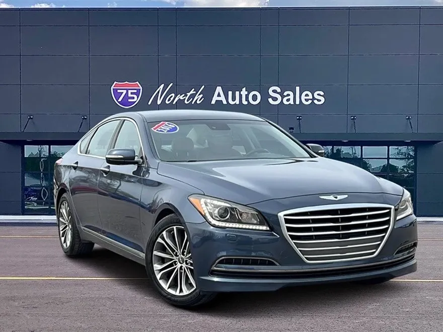 2016 Hyundai Genesis 3.8 photo 1