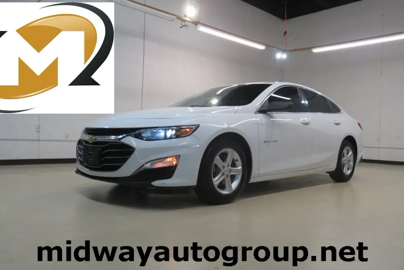 2019 Chevrolet Malibu LS photo 1