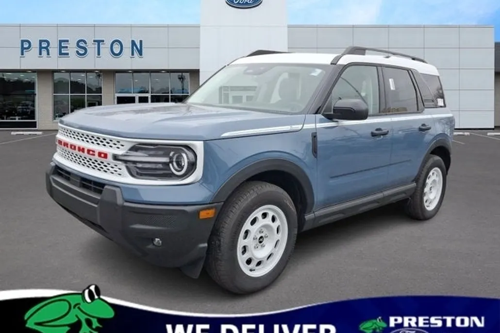 2025 Ford Bronco Sport Heritage photo 1