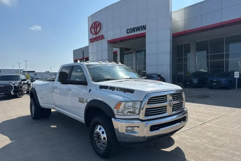 2017 Ram 3500 Big Horn photo 1