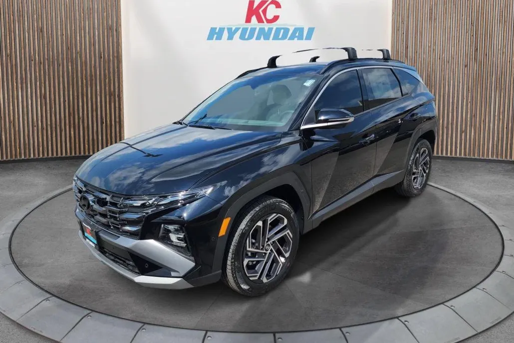 2025 Hyundai Tucson Hybrid Limited photo 1