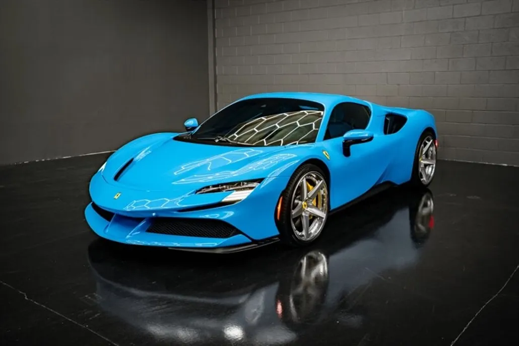 2024 Ferrari SF90 Spider Base photo 1