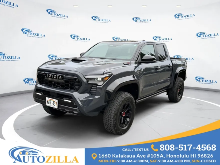 2024 Toyota Tacoma photo 1