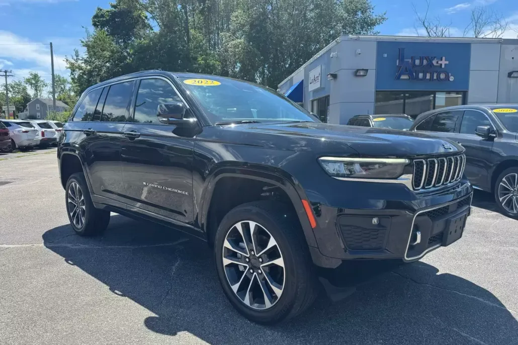 2022 Jeep Grand Cherokee Overland photo 1