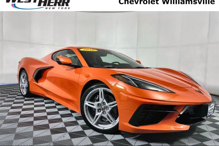 2020 Chevrolet Corvette Stingray 2LT photo 1