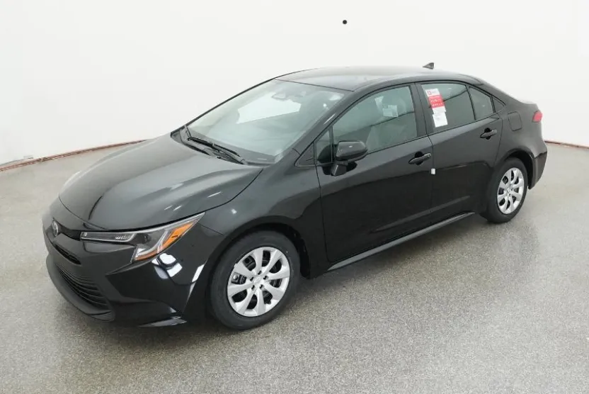 2026 Toyota Corolla LE photo 1