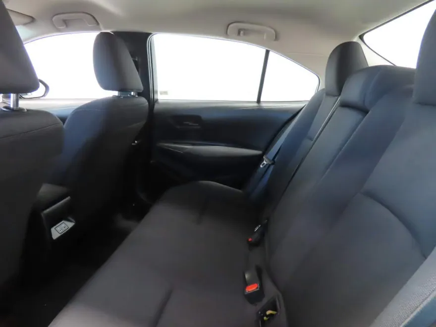 2024 Toyota Corolla LE photo 1
