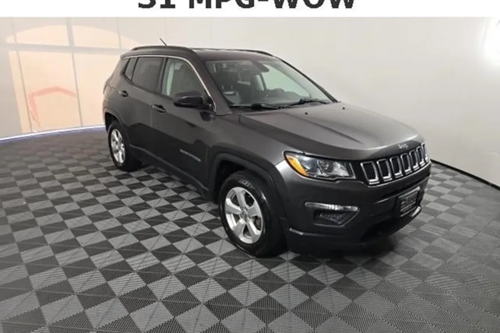 2018 Jeep Compass Latitude photo 1