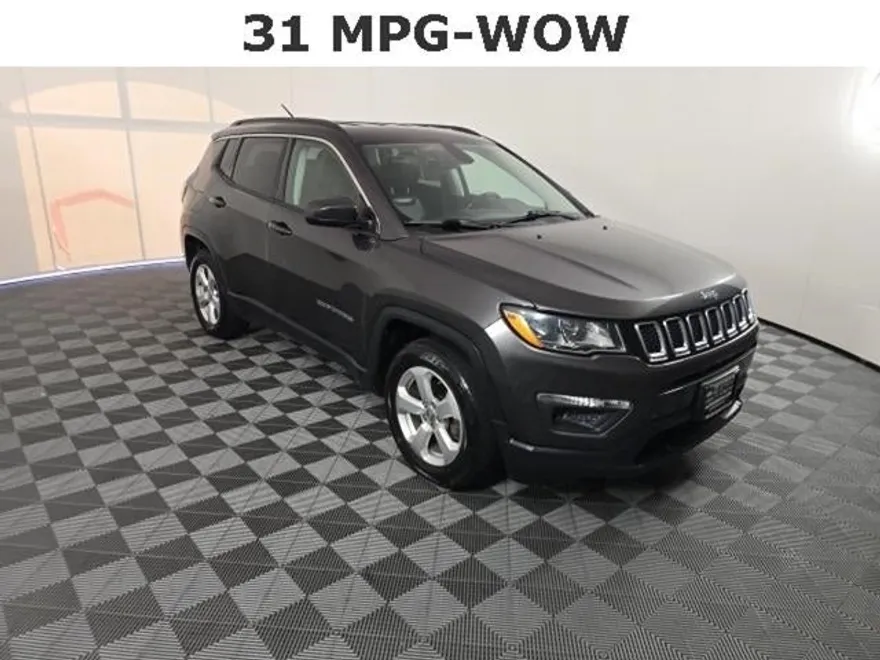 2018 Jeep Compass Latitude photo 1