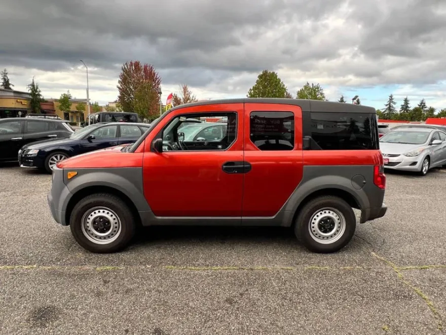 2004 Honda Element LX photo 1