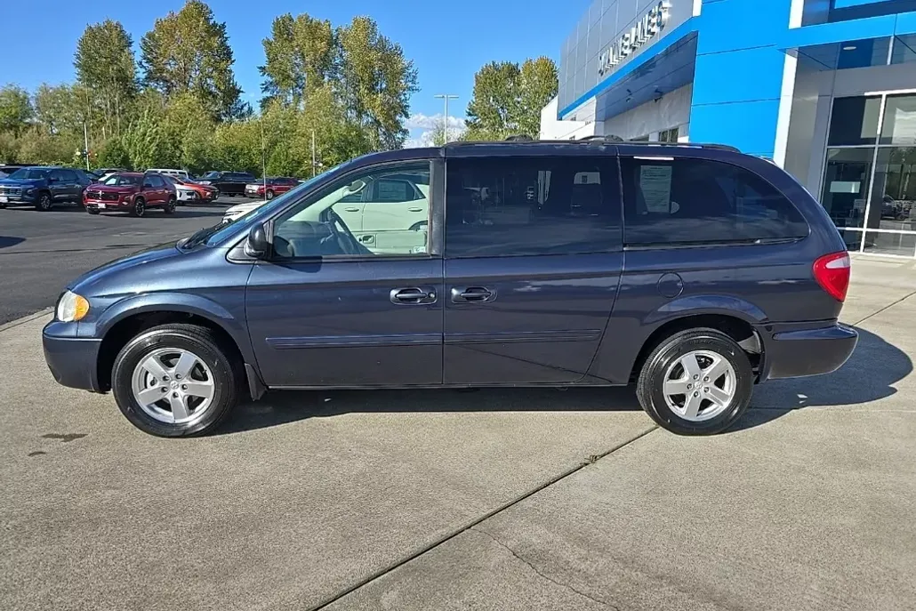 2007 Dodge Grand Caravan SXT photo 1