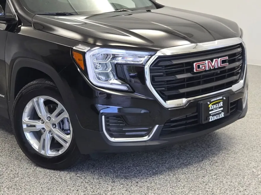 2024 Gmc Terrain SLE photo 1