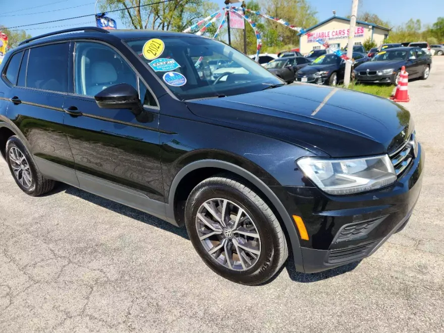 2021 Volkswagen Tiguan S photo 1