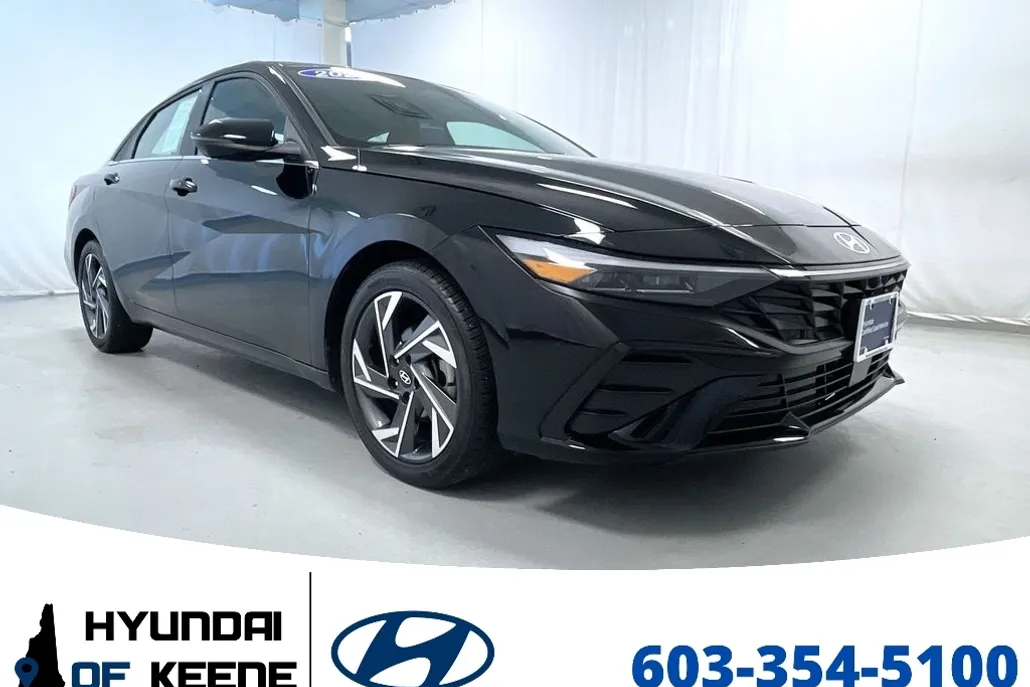 2024 Hyundai Elantra Limited photo 1