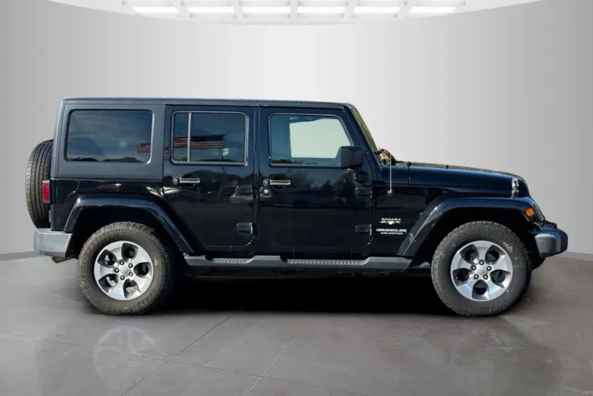 2016 Jeep Wrangler Unlimited Sahara Sport photo 1