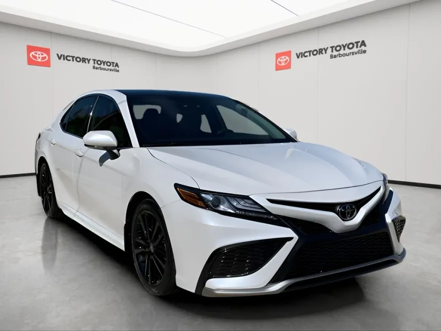 2023 Toyota Camry XSE photo 1