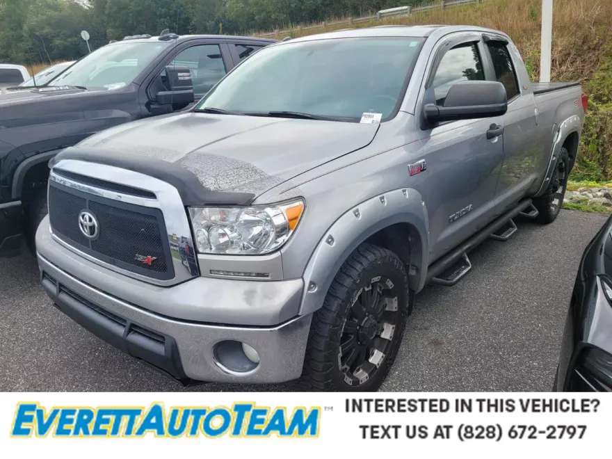 2013 Toyota Tundra SR5 photo 1