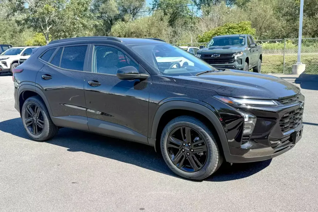 2025 Chevrolet Trax ACTIV photo 1