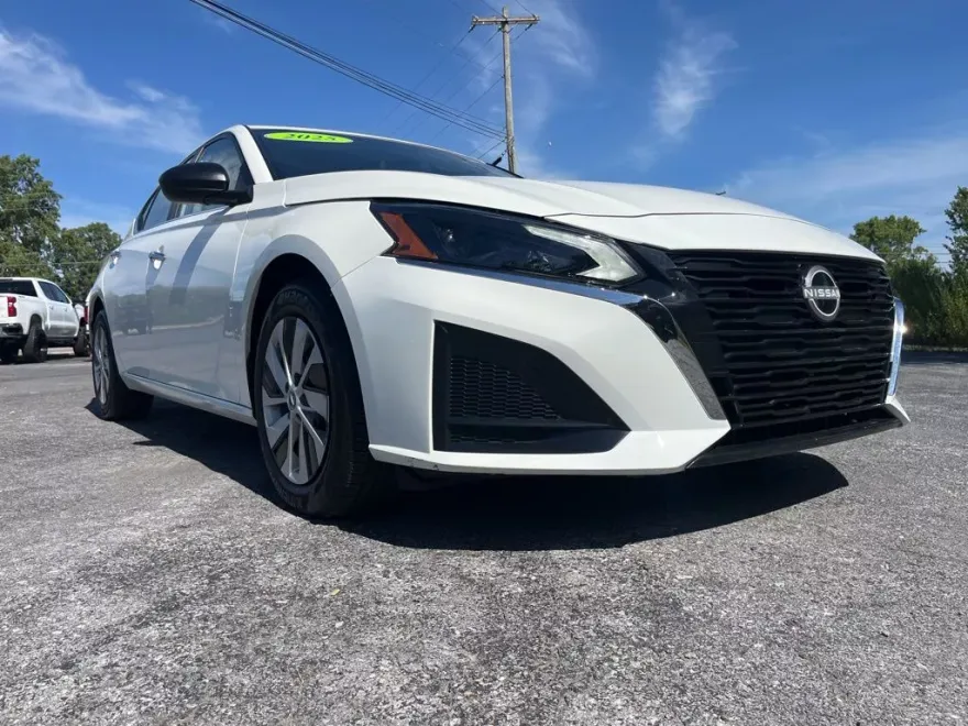 2025 Nissan Altima 2.5 S photo 1