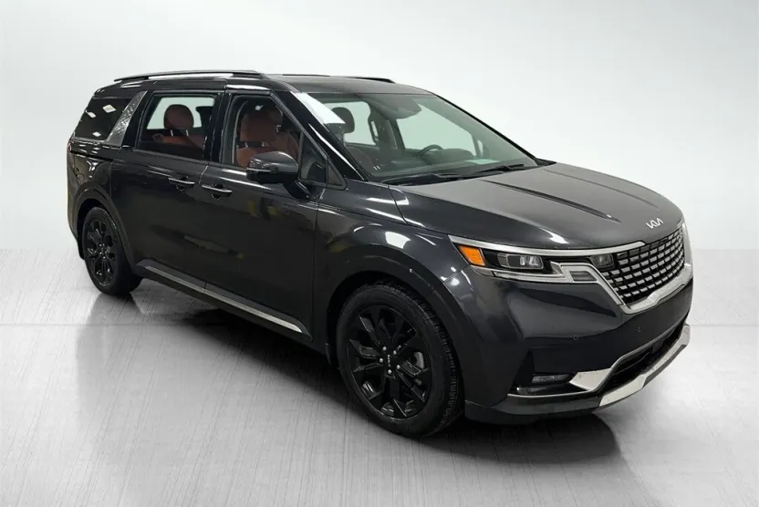 2023 Kia Carnival SX Prestige photo 1
