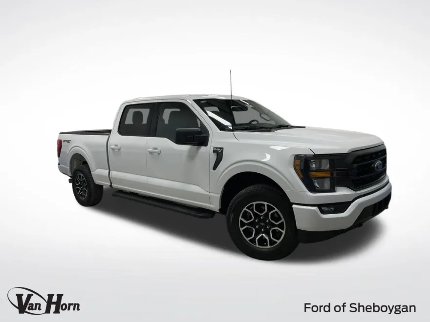 2023 Ford F-150 XLT photo 1