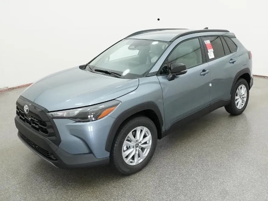 2026 Toyota Corolla Cross LE photo 1