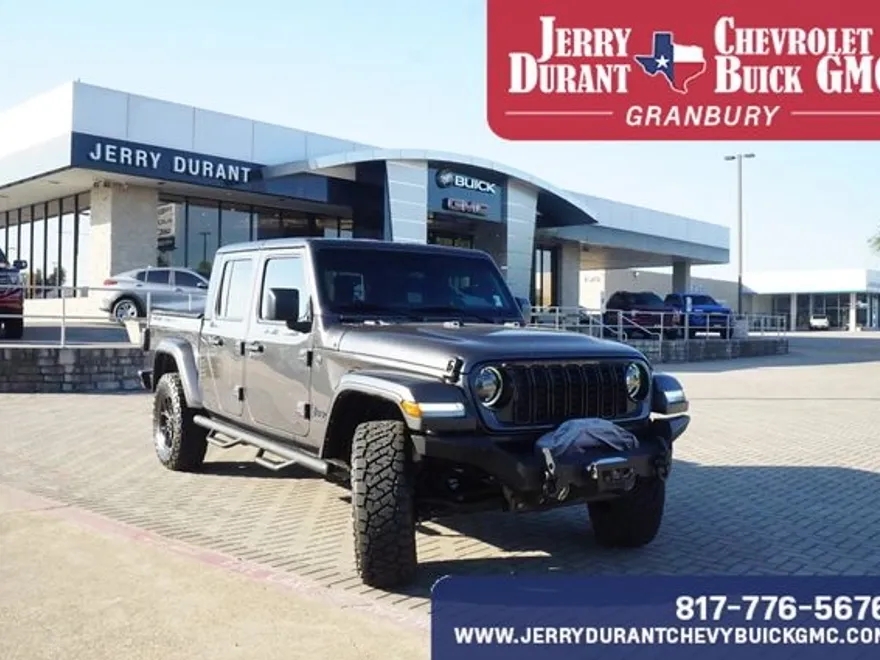 2024 Jeep Gladiator Willys photo 1