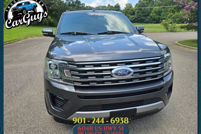 2020 Ford Expedition XLT photo 1