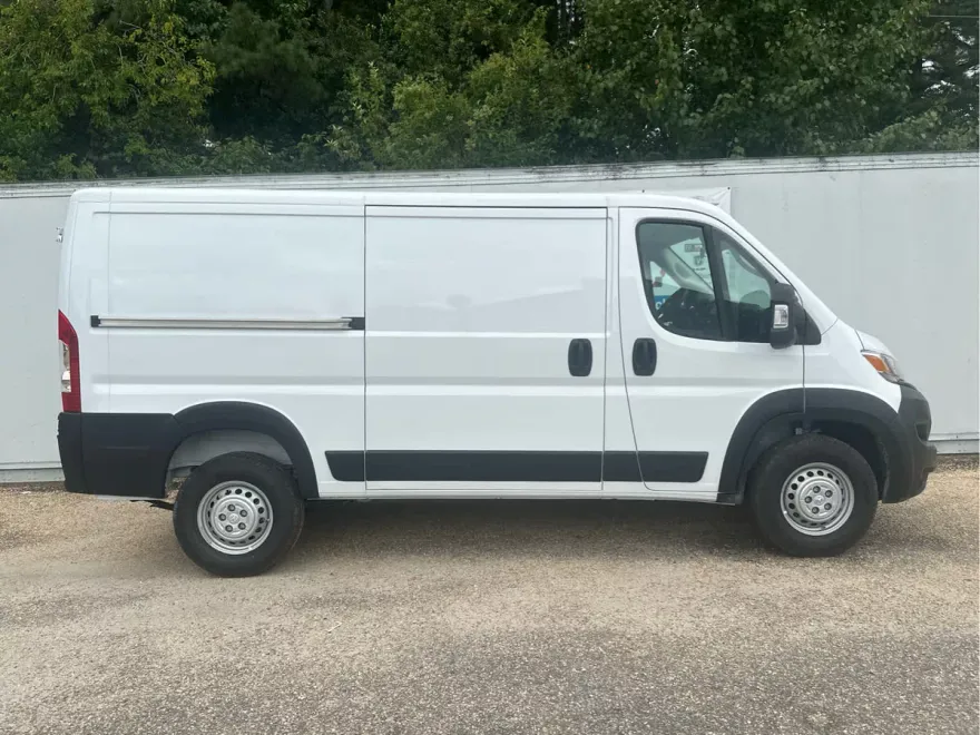2025 Ram ProMaster 1500 Tradesman photo 1