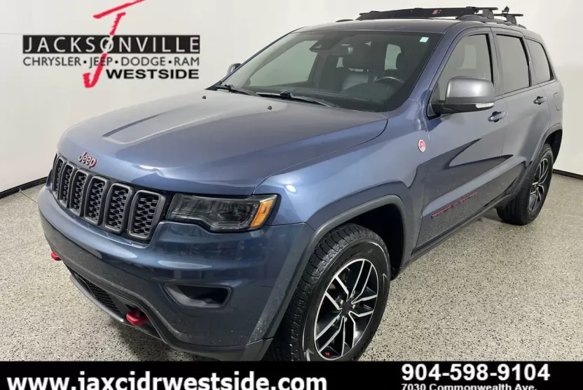 2021 Jeep Grand Cherokee Trailhawk photo 1