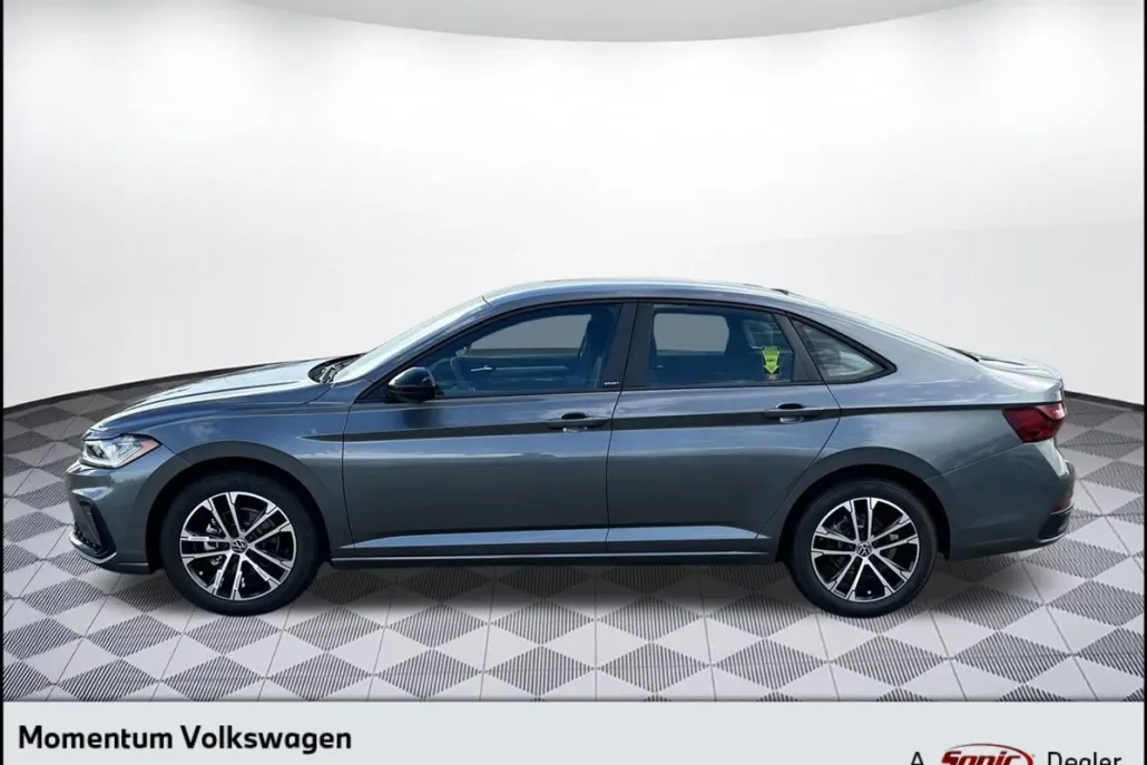 2025 Volkswagen Jetta Sport photo 1