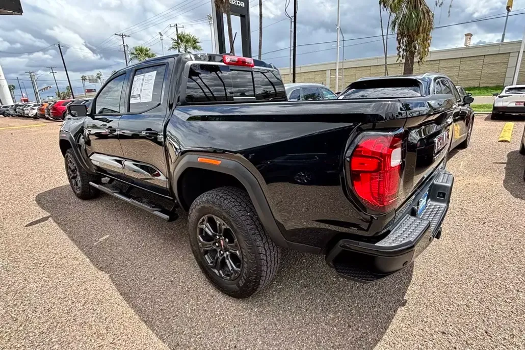 2025 Gmc Canyon Elevation photo 1