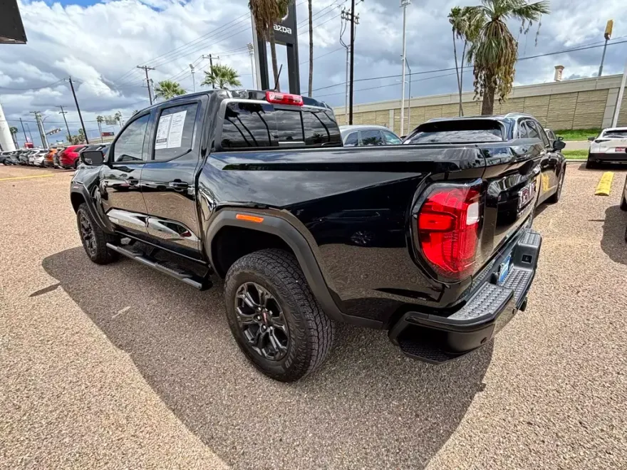 2025 Gmc Canyon Elevation photo 1