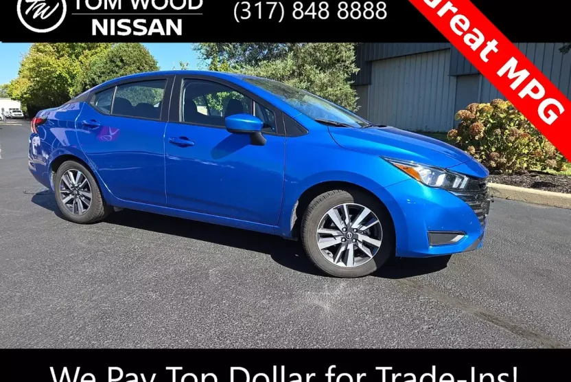 2023 Nissan Versa 1.6 SV photo 1