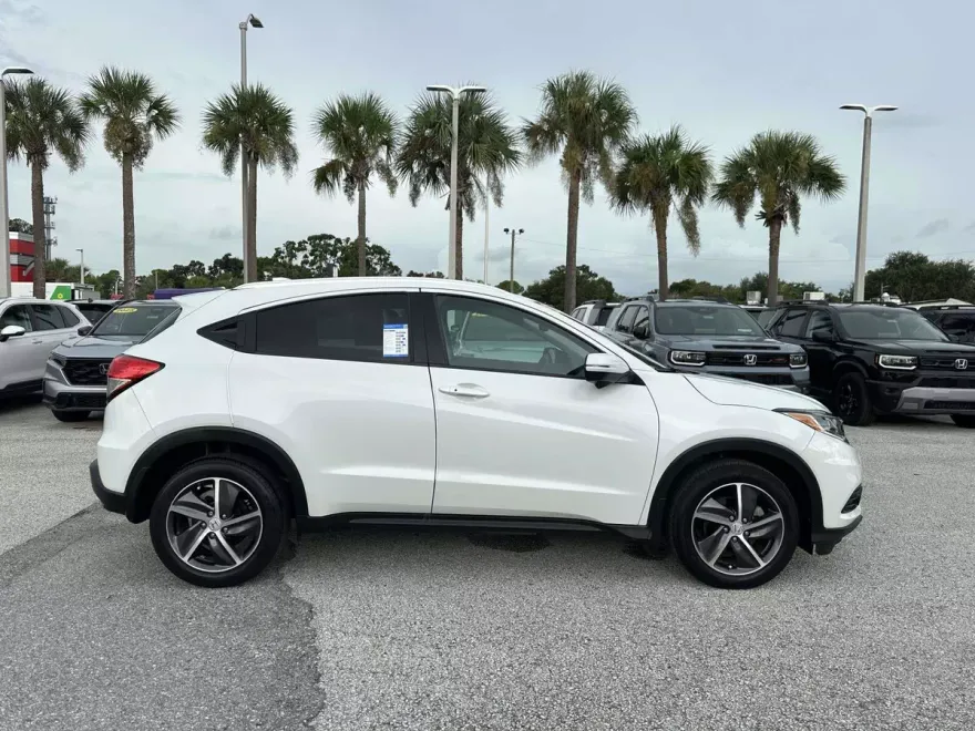 2022 Honda HR-V EX-L photo 1