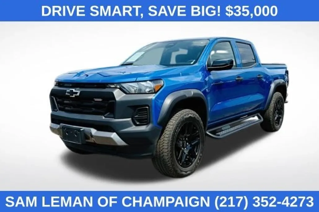 2023 Chevrolet Colorado Trail Boss photo 1