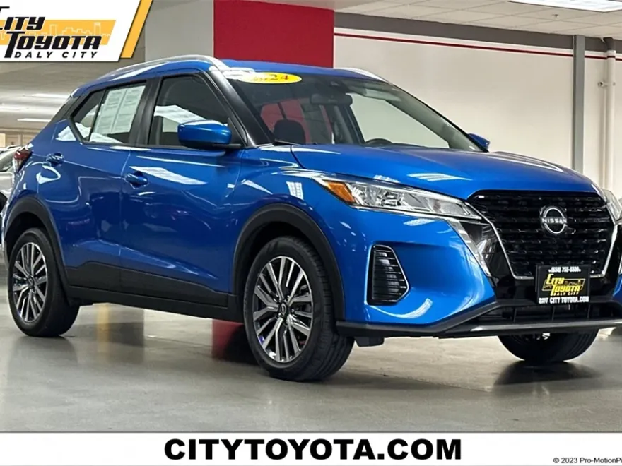 2024 Nissan Kicks SV photo 1