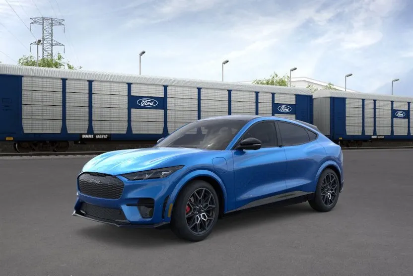 2025 Ford Mustang Mach-E GT photo 1