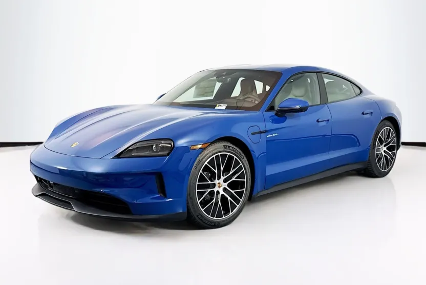 2025 Porsche Taycan 4 photo 1