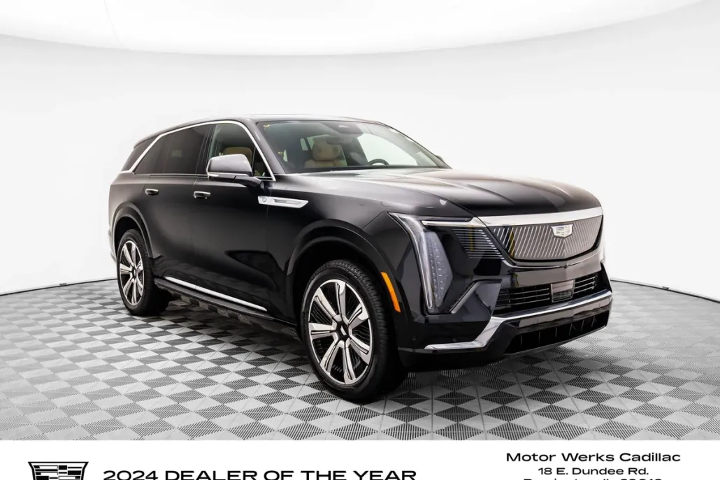 2025 Cadillac Escalade IQ Luxury photo 1