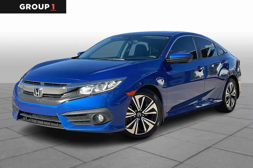 2017 Honda Civic EX-T photo 1