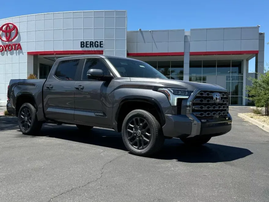 2026 Toyota Tundra Platinum CrewMax photo 1